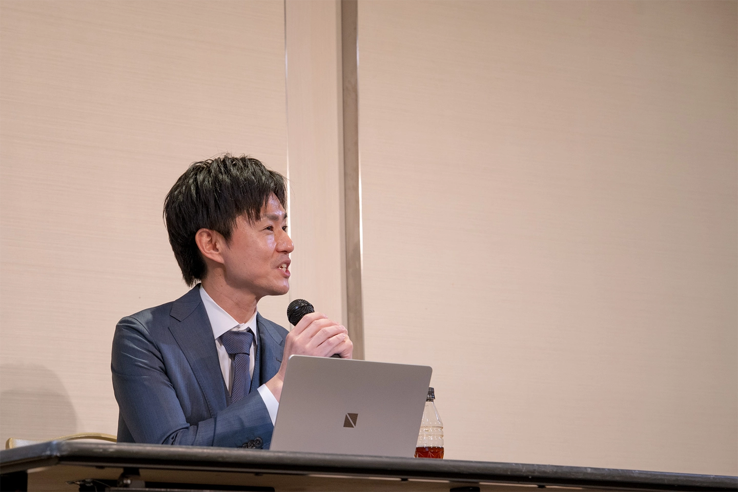 河部社長の画像